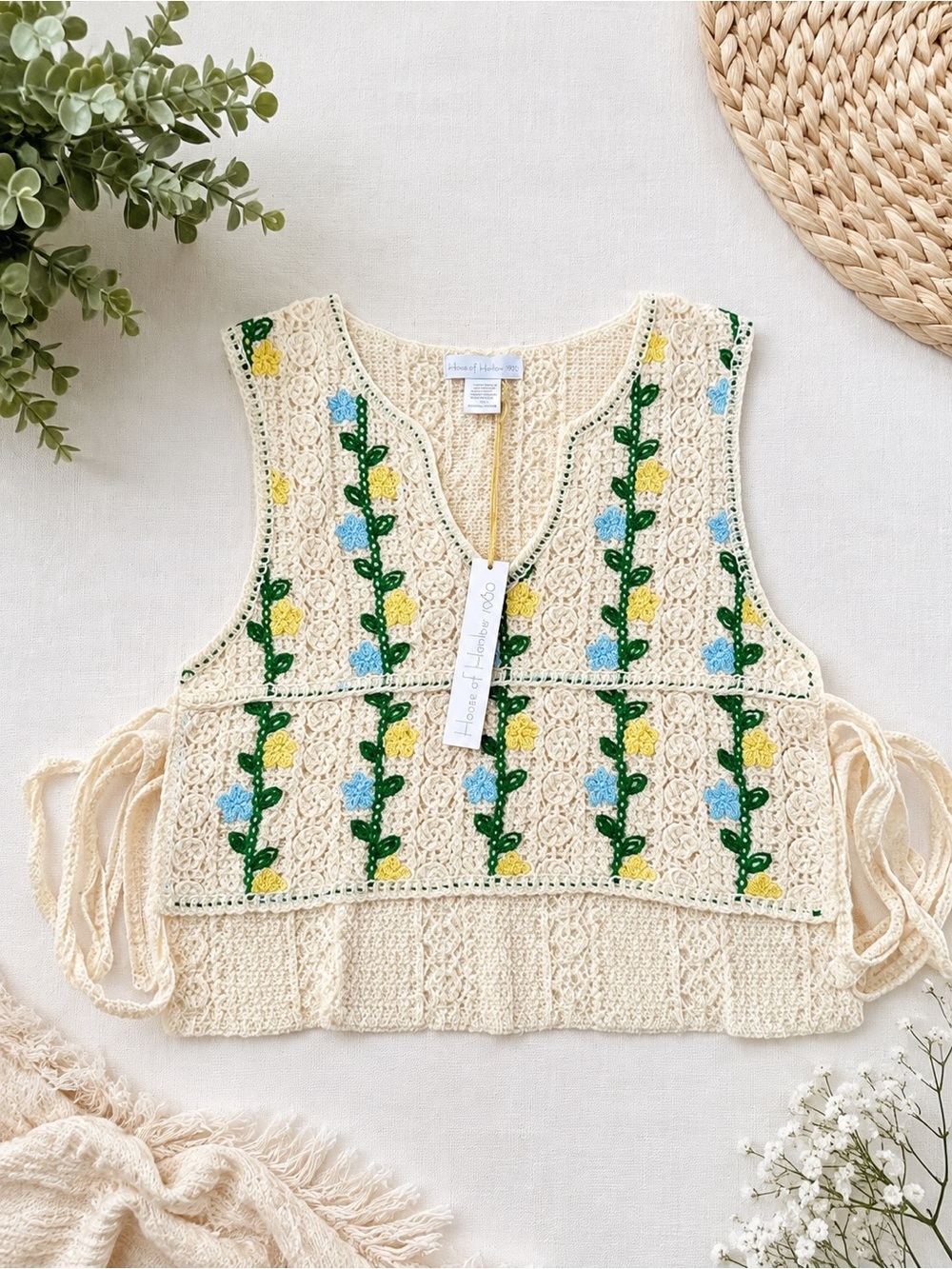 NWT House of Harlow 1960 Floral Crochet Side Tie Vest OS